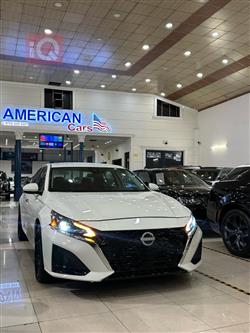 نيسان ألتيما